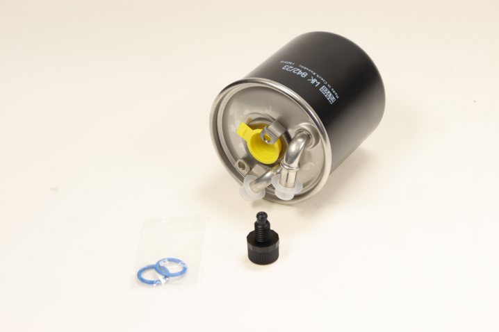 MANN-FILTER WK842/23x Kraftstoff-Leitungsfilter (Inline)