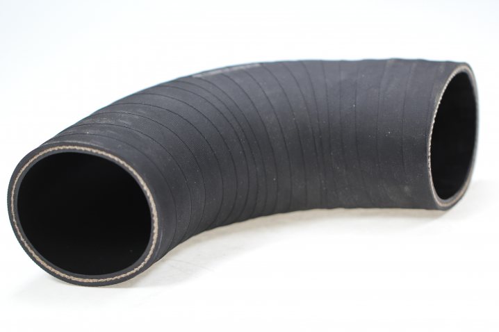 MANN+HUMMEL 3900025263 Krümmer 90°, ID=70mm x 140mm (Gummi)
