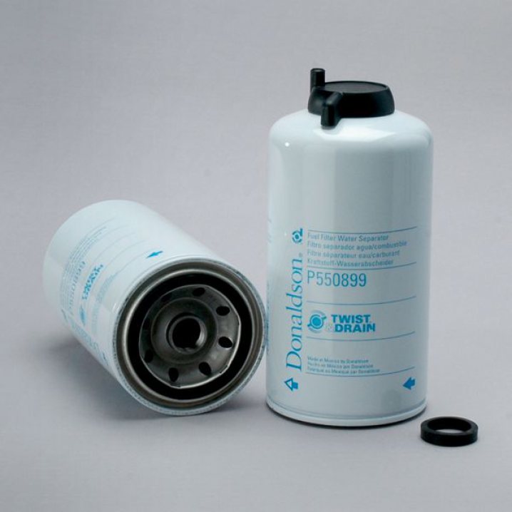 DONALDSON P550899 fuel filter (spin-on)