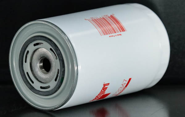 FLEETGUARD LF3347 oil filter element