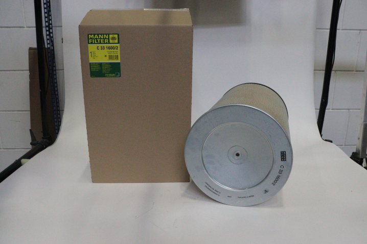 MANN-FILTER C331600/2 Luftfilterelement