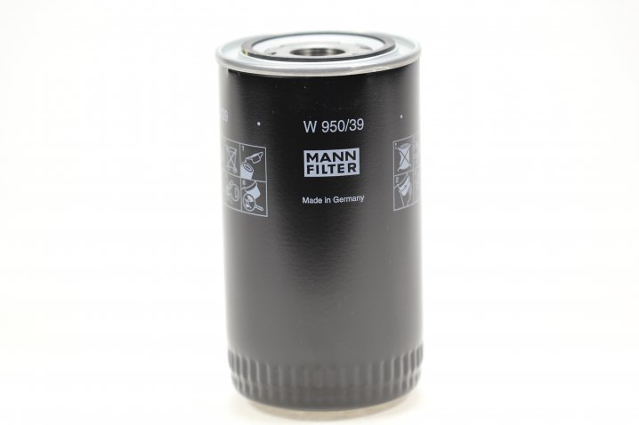 MANN-FILTER W950/39 oil filter (spin-on)