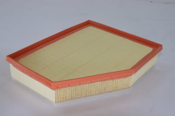 MANN-FILTER C28038 Luftfilterelement