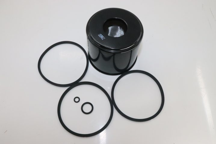 HENGST FILTER H568WKD498 Kraftstofffilter SpinOn