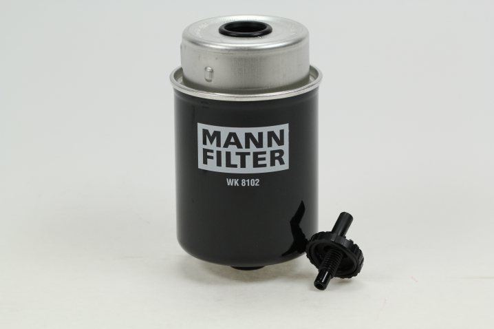 MANN-FILTER WK8102 Kraftstofffilter SpinOn