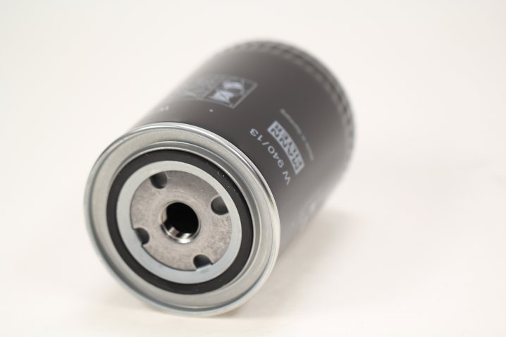 MANN-FILTER W940/13 oil filter (spin-on)