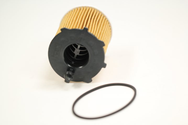 MANN-FILTER HU716/2x Flüssigkeitsfilterelement (metallfrei)