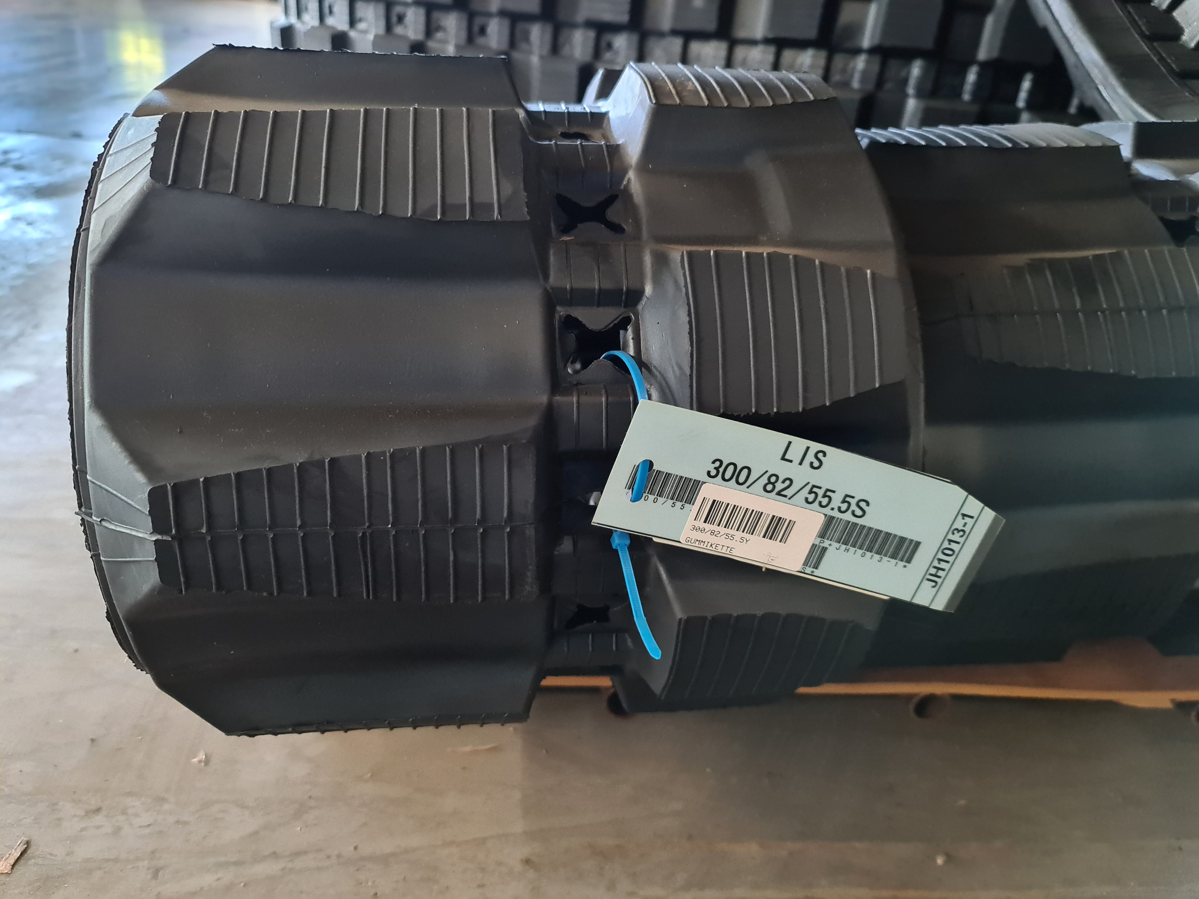 LIS® Rubber Track 300x80x55.5 Y