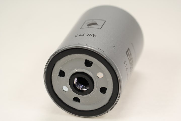 MANN-FILTER WK713 Kraftstoffwechselfilter