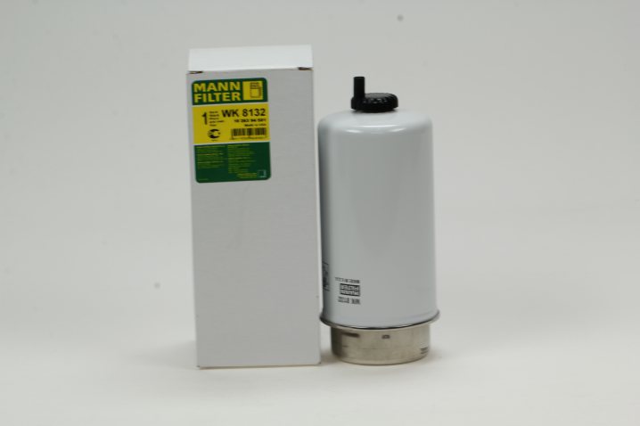 MANN-FILTER WK8132 Kraftstoffwechselfilter